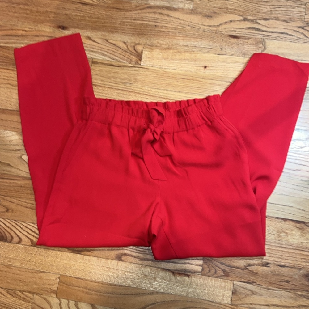 Loft, Size small, red‎ pants. Tie belt waist